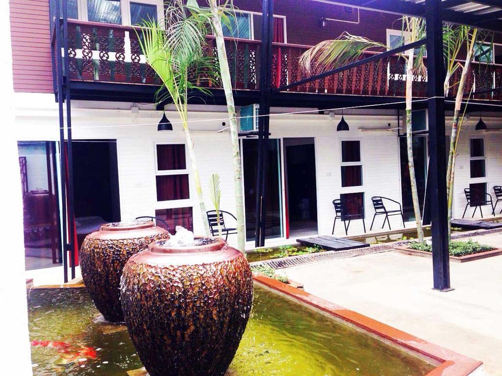 Ganesha House Hotel Chiang Mai Buitenkant foto